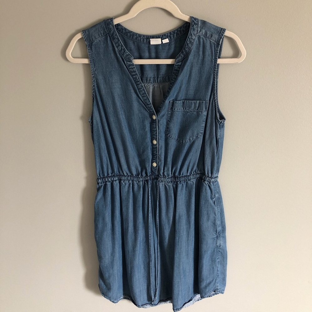 Gap light denim sleeveless dress